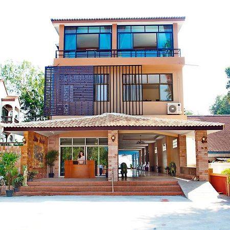 Sea Breeze Guest House Ча Ам Екстериор снимка