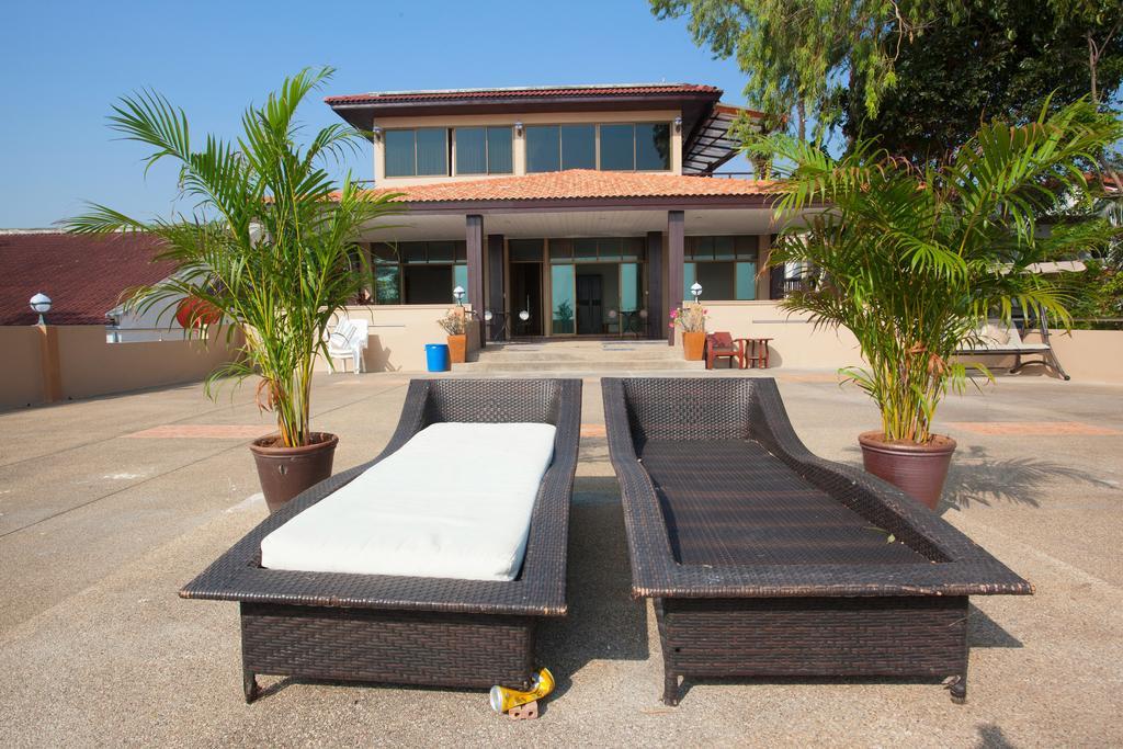 Sea Breeze Guest House Ча Ам Екстериор снимка